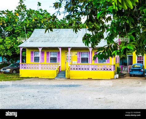 George Town, Grand Cayman, Cayman Islands, colorful Caribbean-style ...