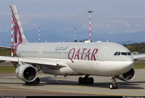 A Aee Qatar Airways Airbus A Photo By Simone Previdi Id