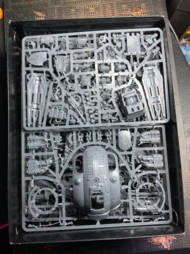 Warhammer 40K Imperial Knights Questoris Paladin Errant Warden Or