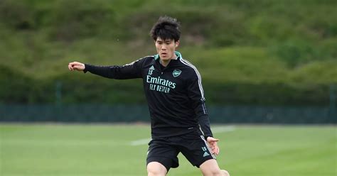 Takehiro Tomiyasu Can Continue In New Arsenal Role Against Chelsea Amid