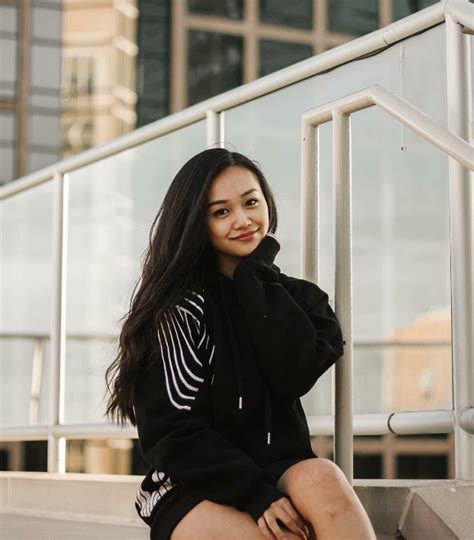 Sexy Ph Ng Kho Ng L L Do M C N Ng G C Vi T N Y C C Hot Tr N Instagram