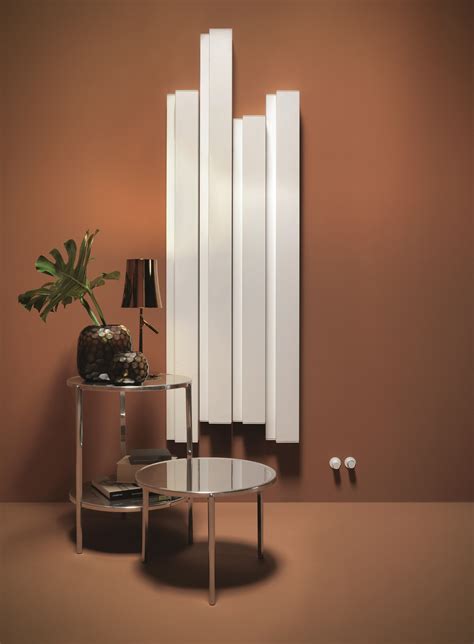 Elements Termoarredo Ad Acqua Calda Verticale In Alluminio By Tubes