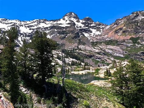 Outventure Of The Week Hiking To Lake Blanche Twin Peaks Wilderness