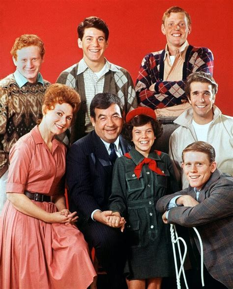 Happy Days For The Trio Starring In 1950s Revival 1974 Click