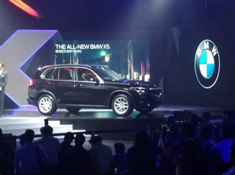 Bmw Launches New X5 Suv In India Prices Start At Rs 729 Lakh