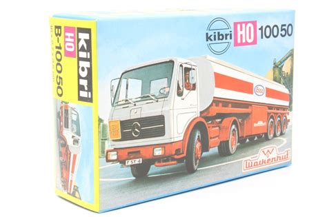 Kibri 10050 Mercedes Truck And Esso Tanker Trailer Kit