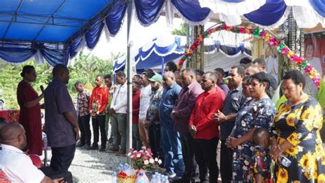 Kukuhkan Tim Pemenangan Distrik Hengki Bayage Optimis Raih Kursi Dpr