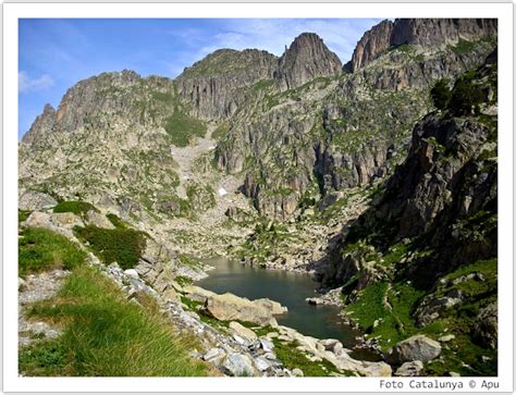 Foto Catalunya Parque Nacional De Aig Estortes Y Lago De San Mauricio