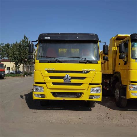 Buy Sino Truck Heavy Duty Truck 70 Tons Loading Capacity Howo Mining ...