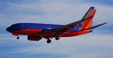 Southwest B737 At Milwaukee On Nov 4th 2022 Hard Landing AeroInside