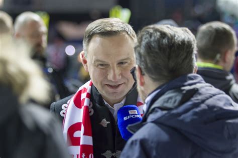 Prezydent Andrzej Duda Nie Wybiera Si Na Mecz Z Rosj Wyja Ni