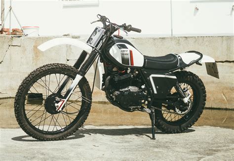 Street Sweet, Dirt Worthy: Honda XL500 by Loose Screw – BikeBound