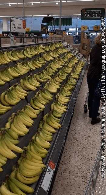 Plenty Of Bananas Today Morrisons Kirkstall Cc By Sa20 © Rich Tea