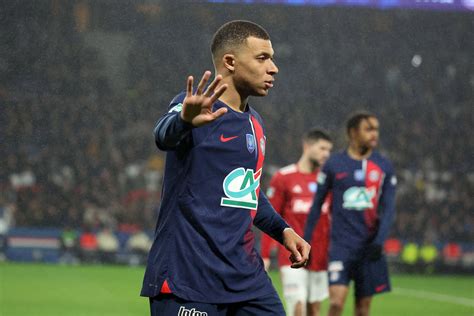 Football Avec le départ de Kylian Mbappé le PSG se retrouve face à