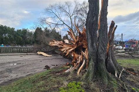 W Lubuskiem znów ogłoszono czerwony alert meteo Nad Polskę nadciąga