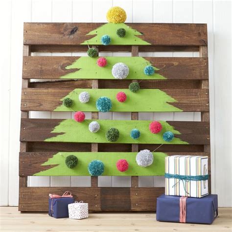 25 Best Christmas Wood Crafts Diy Holiday Wood Projects And Ideas