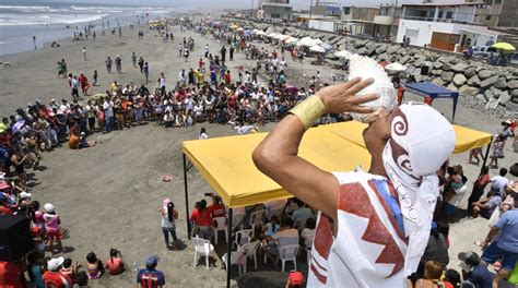 Así se vivió el concurso de esculturas de arena en playa de Trujillo