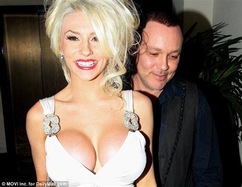 Courtney Stodden S Estranged Husband Doug Hutchison Talks Daily Mail