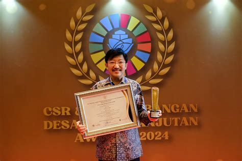 Smartfren Raih Csr Dan Pdb Awards Dari Kementerian Desa Pojok Satu