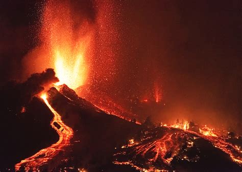 Lava Bombs: Truths Behind The Volcano – Famous Publicity