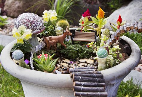 20 Endearing Miniature Fairy Haven Garden Ideas