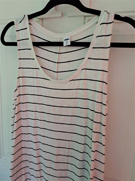 Old Navy Black White Stripes Sleeveless Legenlook Summer Tank Top