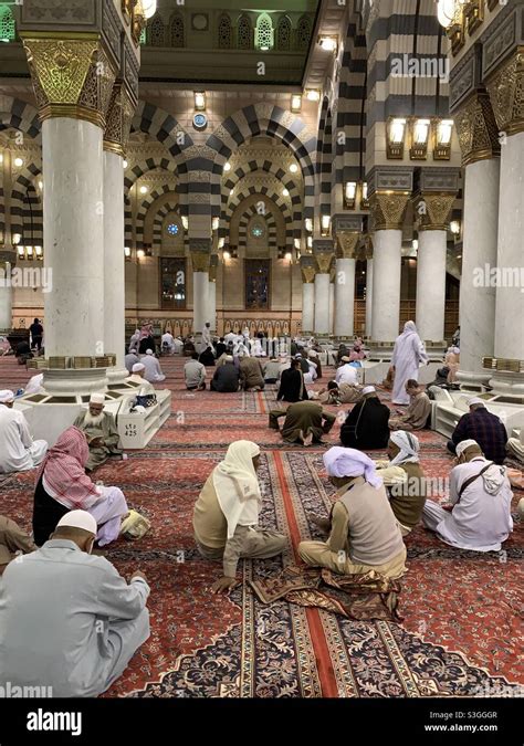 Inside Grand Mosque Al Nabawi Medina Saudi Arabia Stock Photo - Alamy