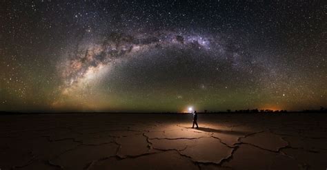 O céu noturno na Austrália em fotos impressionantes Фото пейзажа