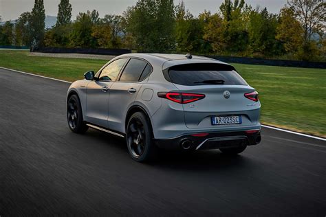 Alfa Romeo Giulia And Stelvio Make Their Debuts Autobics