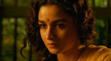 Alia Bhatt Turns Unveils The Look Of Her Character Sita From Rrr