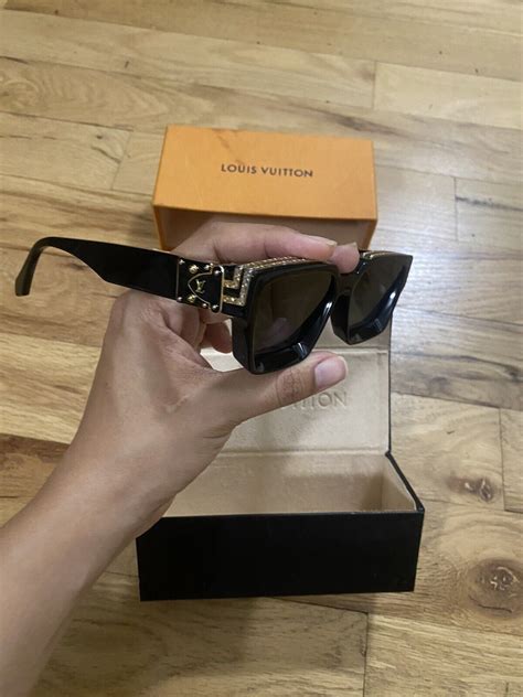 Louis Vuitton Z1165w 11 Millionaires Sunglasses Black Ebay