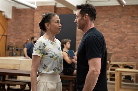 Crecen Los Rumores Sobre Hugh Jackman Y Sutton Foster