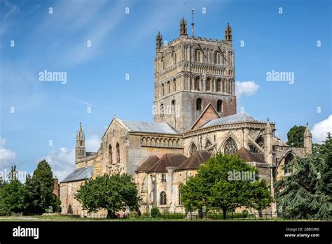 Norman abbey church hi-res stock photography and images - Alamy