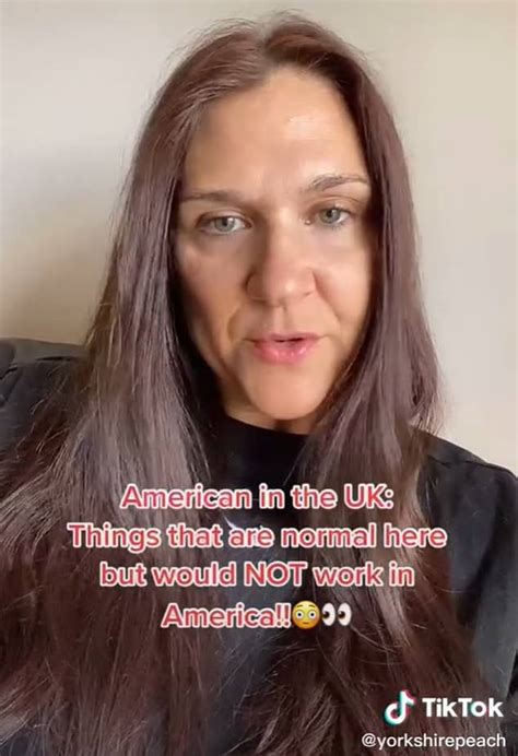 10 Hot Sexy Lisa Dollan Bikini Pics