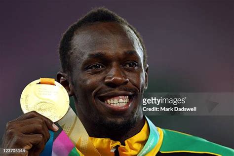 4348 Usain Bolt Gold Medal Stock Photos High Res Pictures And Images