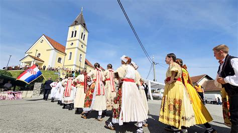 FOTO Veliko slavlje u Kravarskom Obilježeno godinu dana od otvorenja