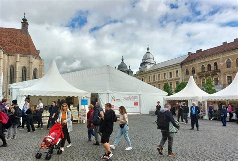 Gaudeamus Cluj Napoca 2024 Târgul de carte GAUDEAMUS