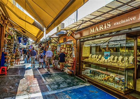 Shopping in Athens, Souvenirs, Typical and Cheap Gifts