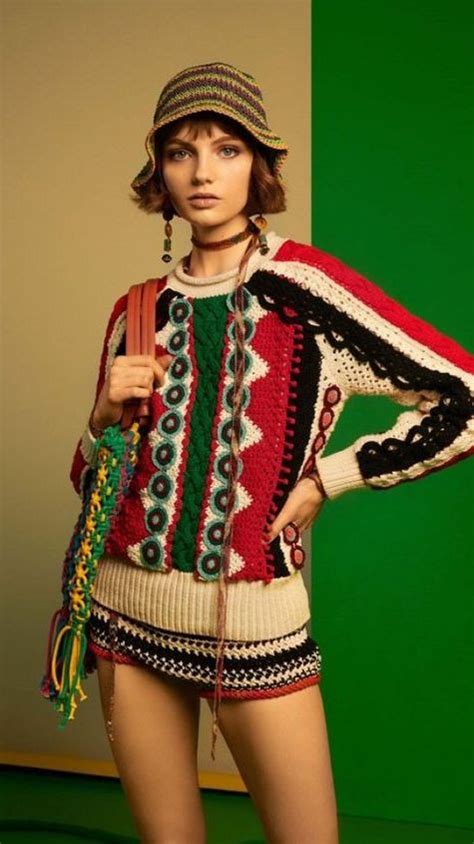 knitwear trends FW 23/24 | Abbigliamento stile hippie, Fashion design, Lavori a maglia vintage