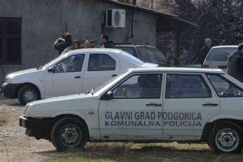 Komunalni Policajci Sad Mogu Da Biju