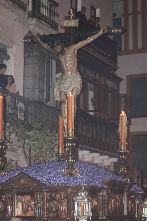 Hermandad De Cristo De Burgos Sevilla