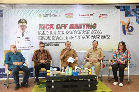 Pj Wali Kota Asripan Nani Buka Kick Off Meeting Rancangan Awal RPJPD