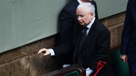 Kaczyński wrócił do pracy po pobycie w szpitalu Pojawił się w Sejmie