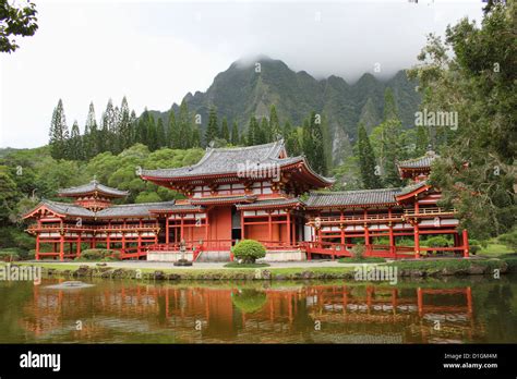 Valley Of The Temples Japanese Buddhist Byodo In Temple Located In The