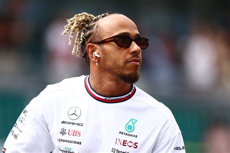 Hamilton Sugere Que Mercedes Siga Exemplo Da Mclaren F Rmula Ge