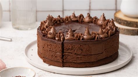 Dreamy Decadent Chocolate Mousse Cake Recipe