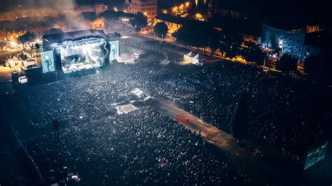 Travis Scott In Concerto Al Circo Massimo Strade Chiuse E Bus Deviati