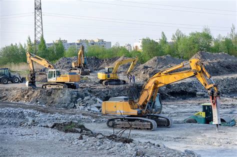 Mehrere Bagger Auf Der Baustelle Stock Bild Colourbox