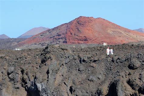 Couple Hiking Lava Fields Volcanoes Timanfaya National Park Lanzarote