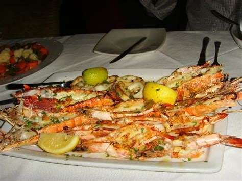 10 Best Restaurants In Mozambique